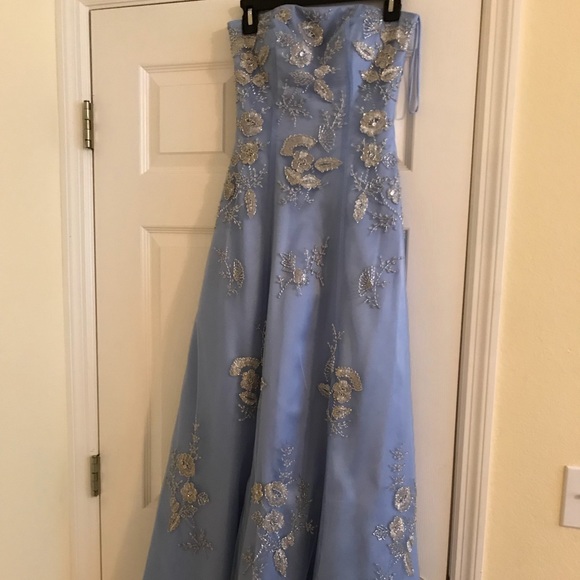 Cache Dresses & Skirts - Cache formal prom dress. Size 2XS